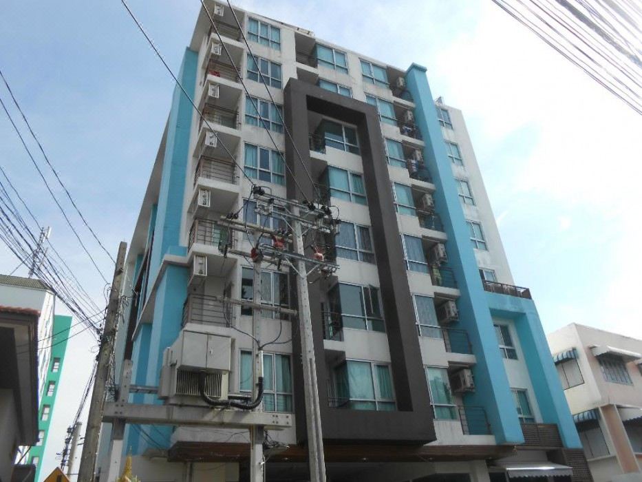 Photo of Buildings in Din Daeng