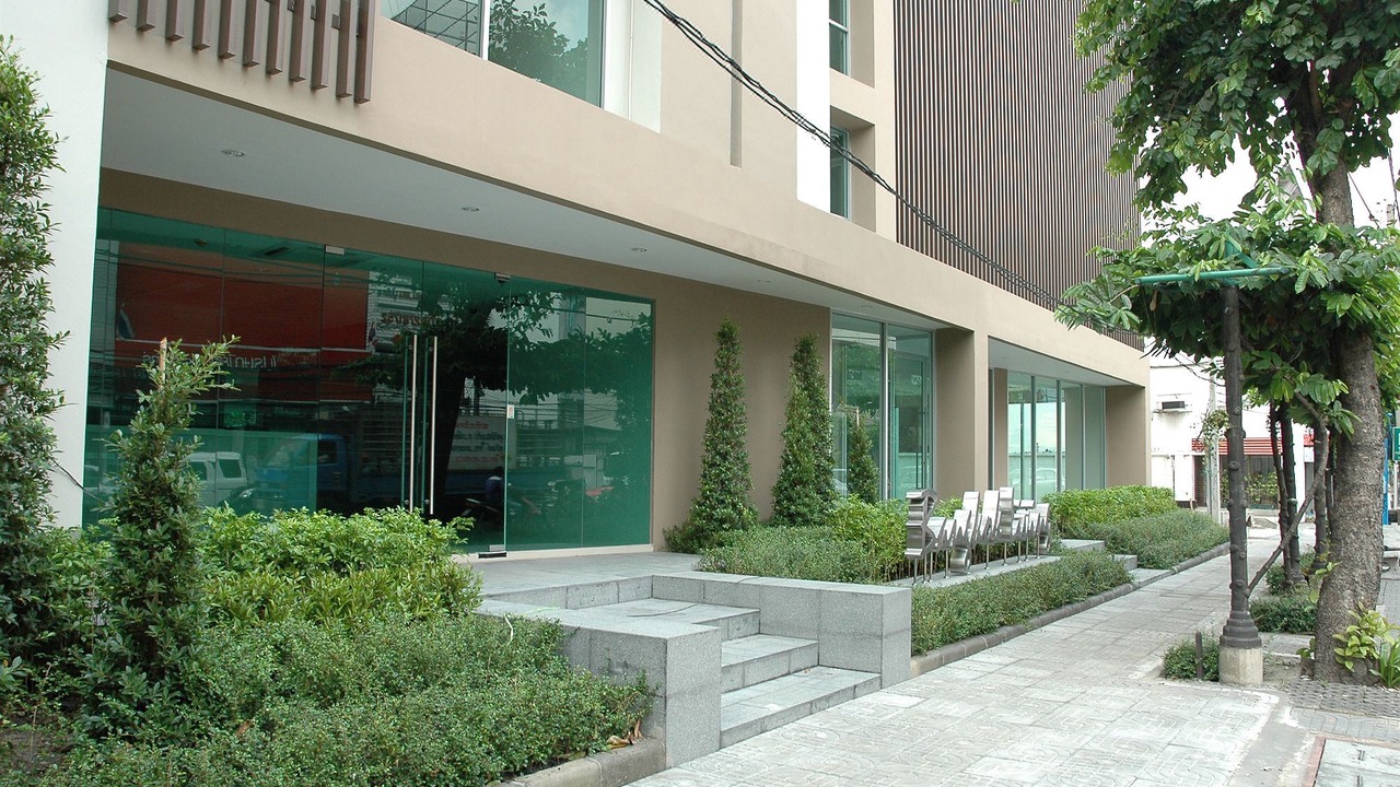 Photo of Buildings in Phaya Thai