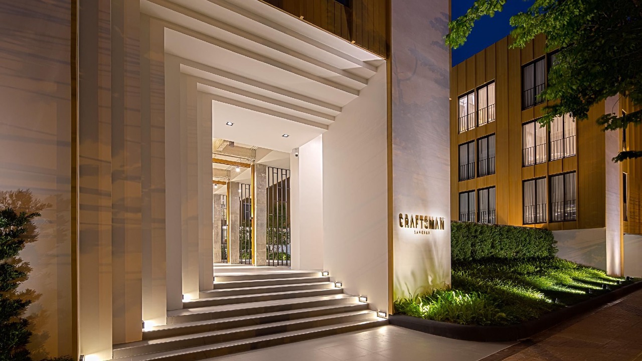 Photo of Buildings in Phaya Thai