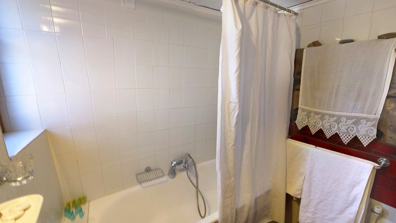 Photo of Bathroom in Varia