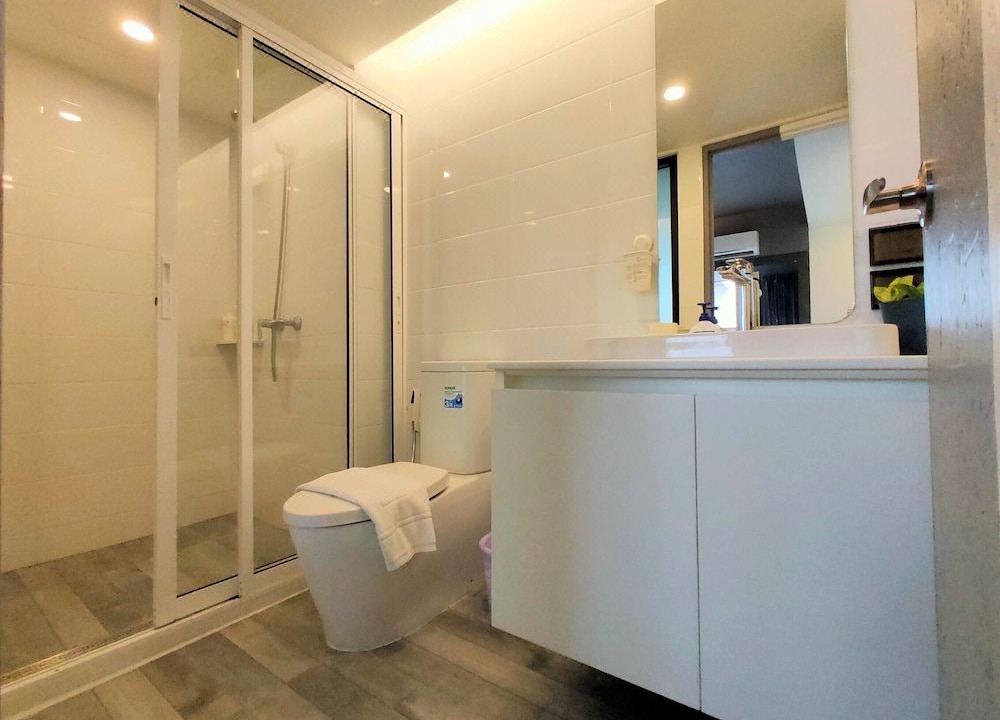 Photo of Bathroom in Embassy District