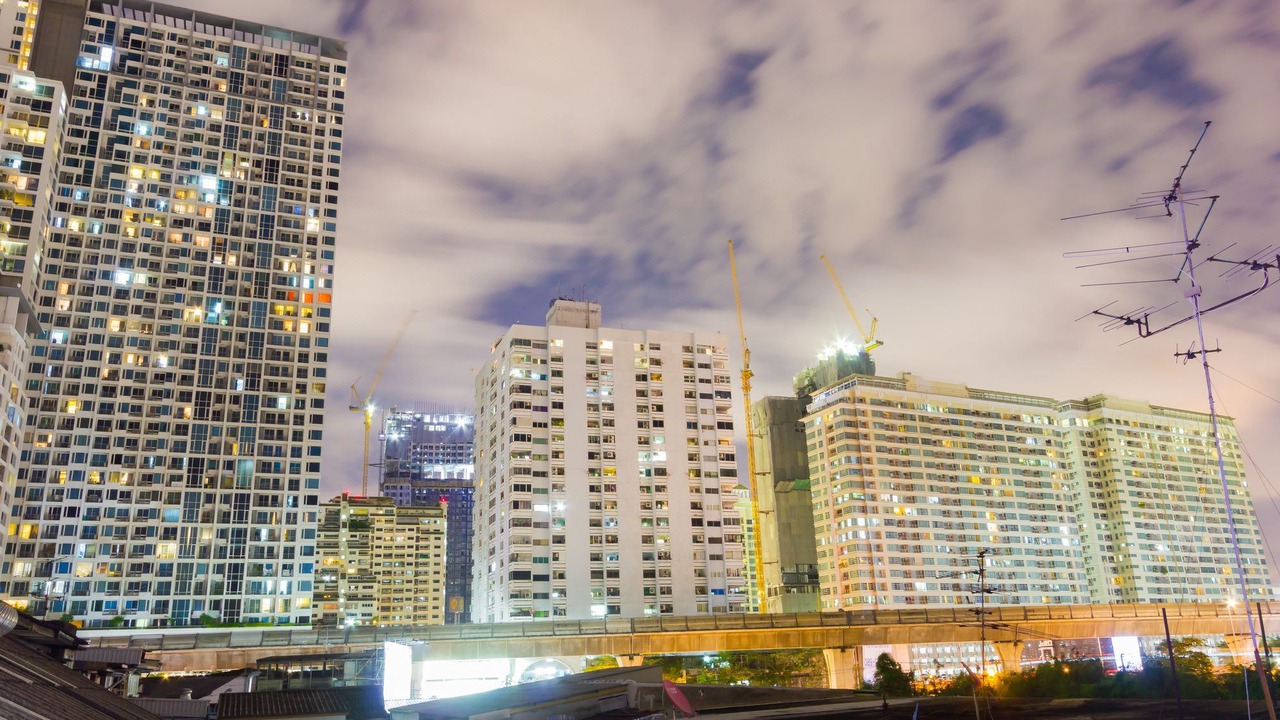 Photo of Buildings in Pratunam