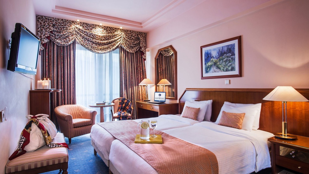 Photo of Bedroom in Panorama