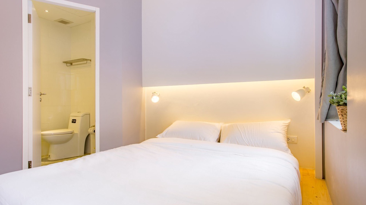 Photo of Bedroom in China Town