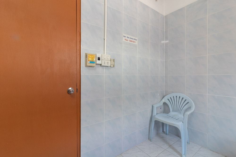 Photo of Bathroom in Wat Bowon Niwet