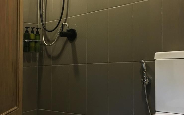 Photo of Bathroom in Thanon Phetchaburi