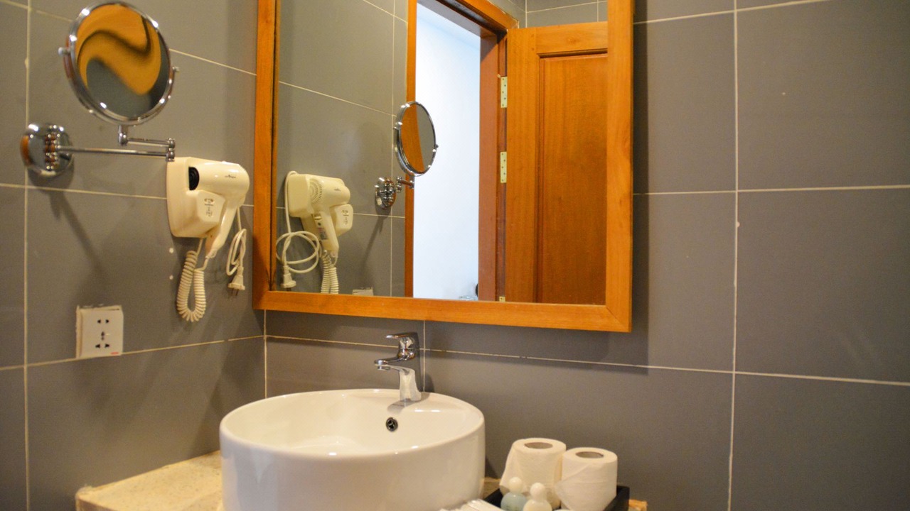 Photo of Bathroom in Chamkar Mon