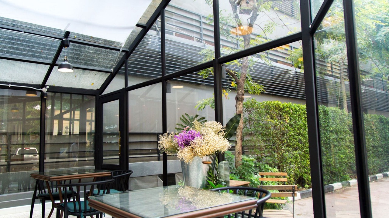 Photo of Patio Balcony in Khlong Kluea