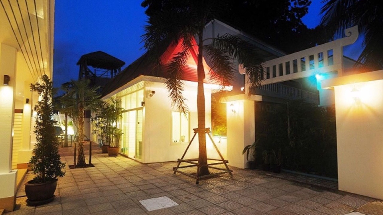 Photo of Buildings in Kamala