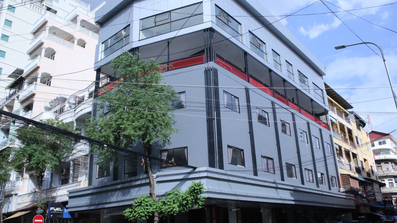 Photo of Buildings in Daun Penh