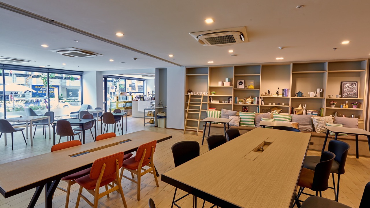 Photo of Livingroom in Silom