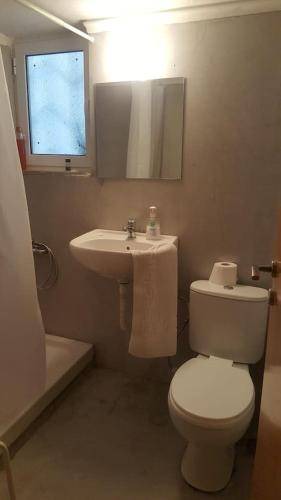 Photo of Bathroom in Kolokinthou