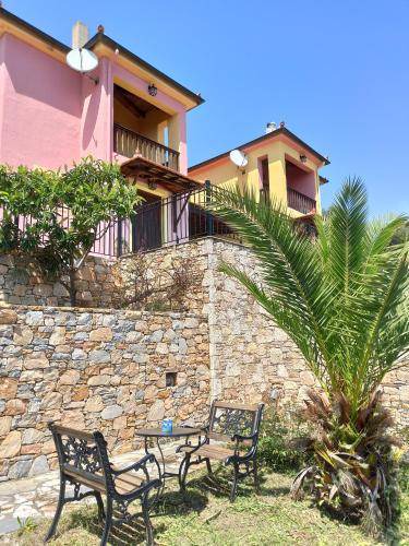 Photo of Buildings in Alonissos