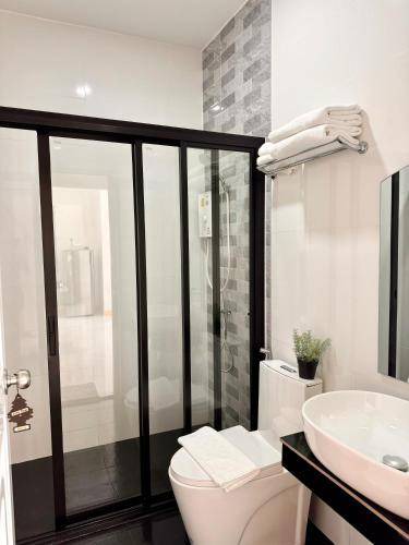 Photo of Bathroom in Khok Lo