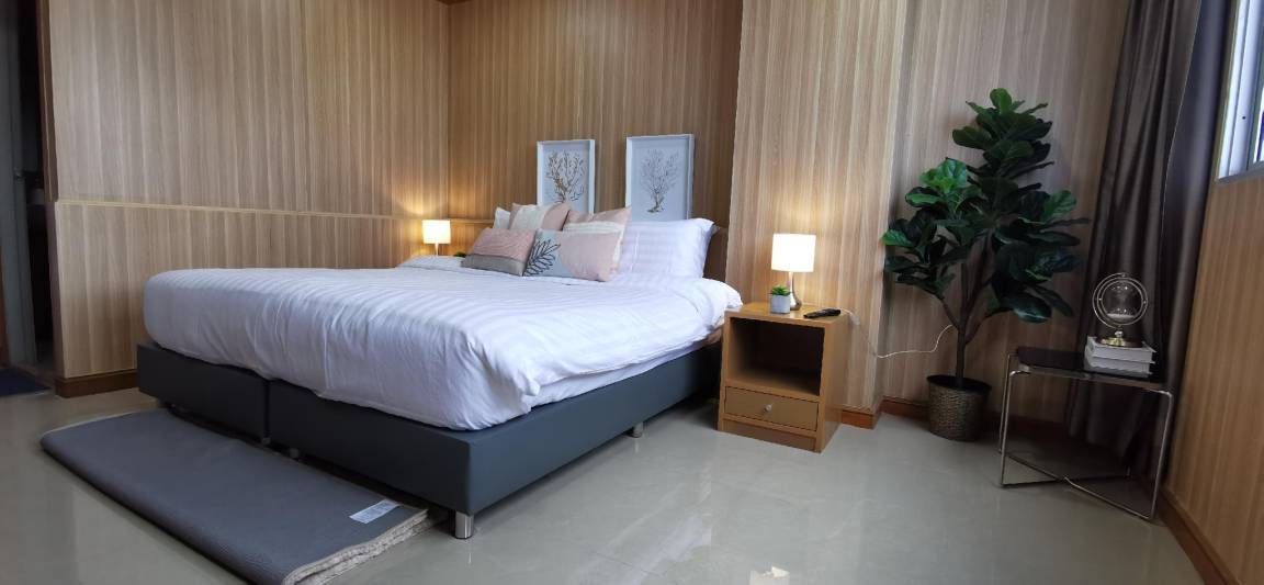 Photo of Bedroom in Phlabphla