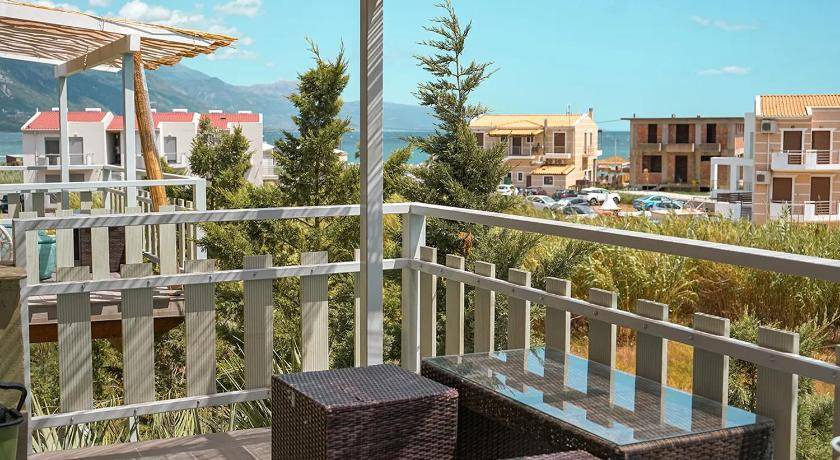 Photo of Patio Balcony in Chiliadou