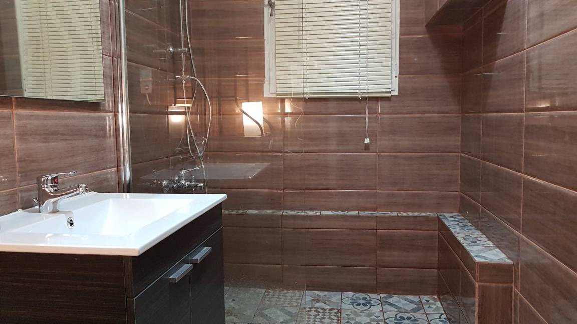 Photo of Bathroom in Kypseli