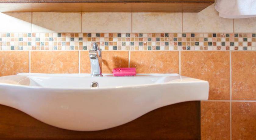 Photo of Bathroom in Apolpaina
