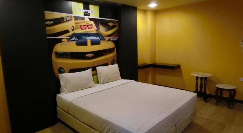 Photo of Bedroom in Phaya Thai