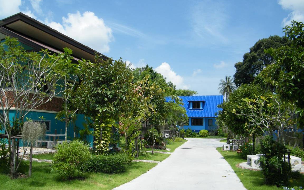 Photo of Buildings in Si Racha