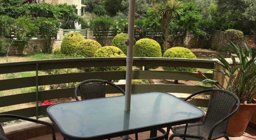 Photo of Patio Balcony in Apolpaina