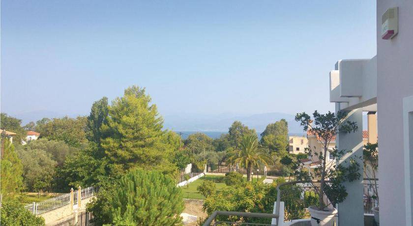 Photo of Others in Aigialeia