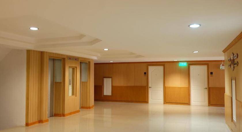 Photo of Others in Phlabphla