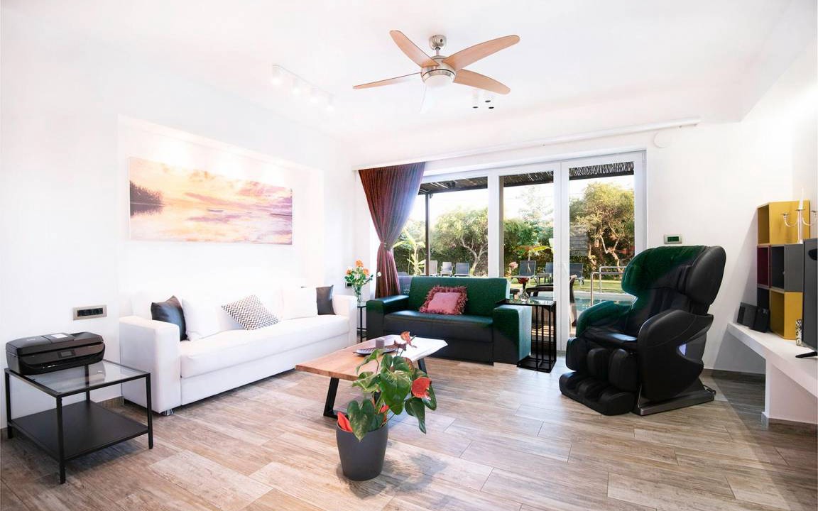 Photo of Livingroom in Alissos
