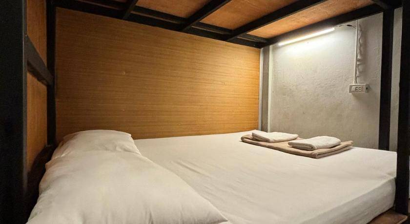 Photo of Bedroom in Talat Yot