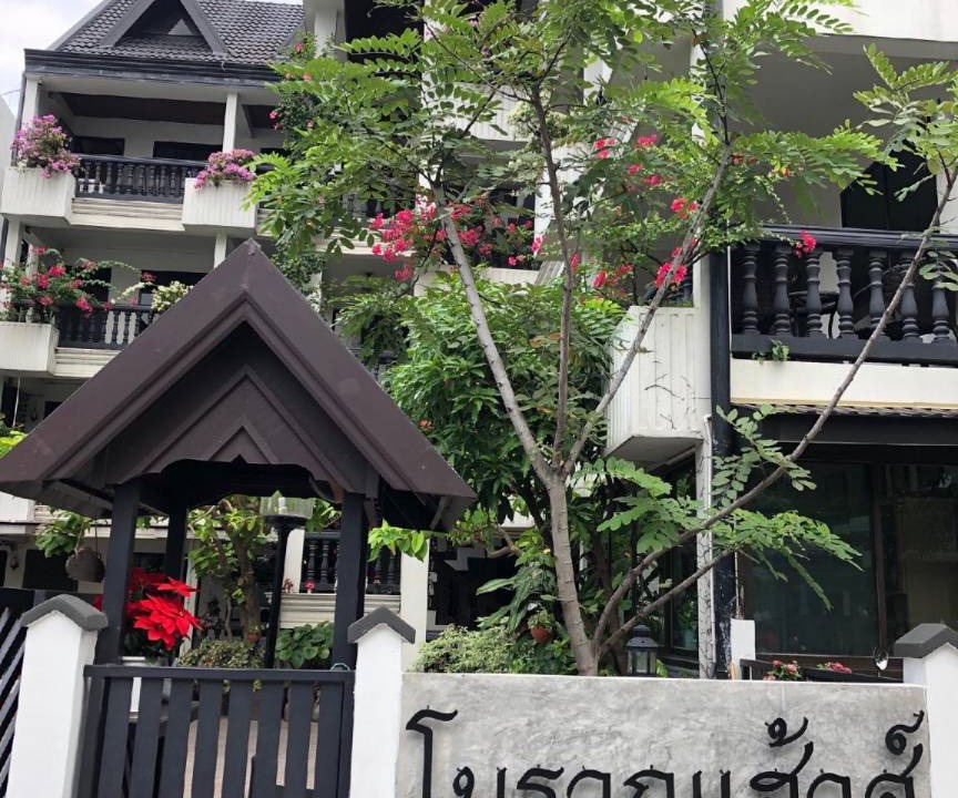 Photo of Others in Makkasan