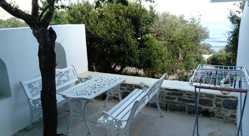 Photo of Patio Balcony in Armenistis