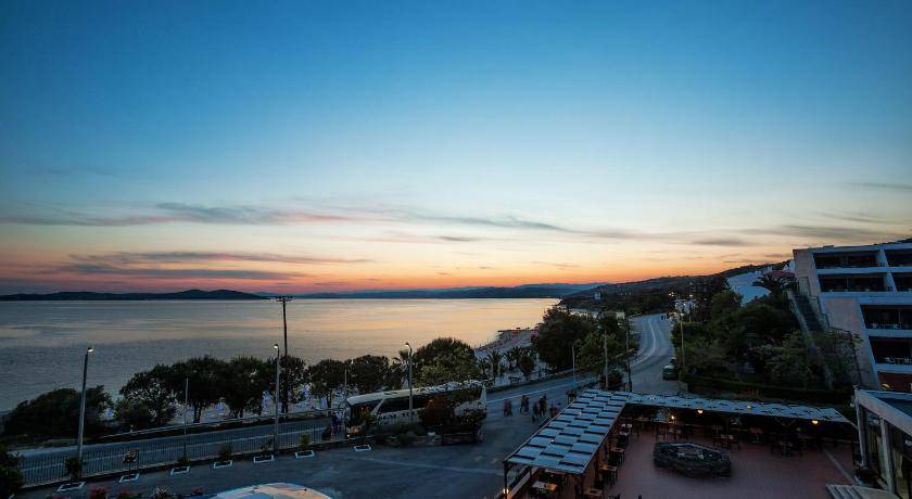 Photo of Others in Ouranoupoli