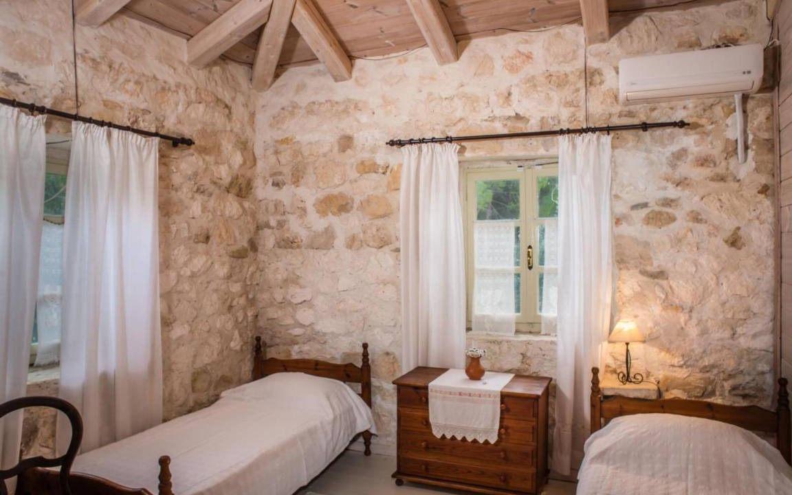 Photo of Bedroom in Ano Vasilikos