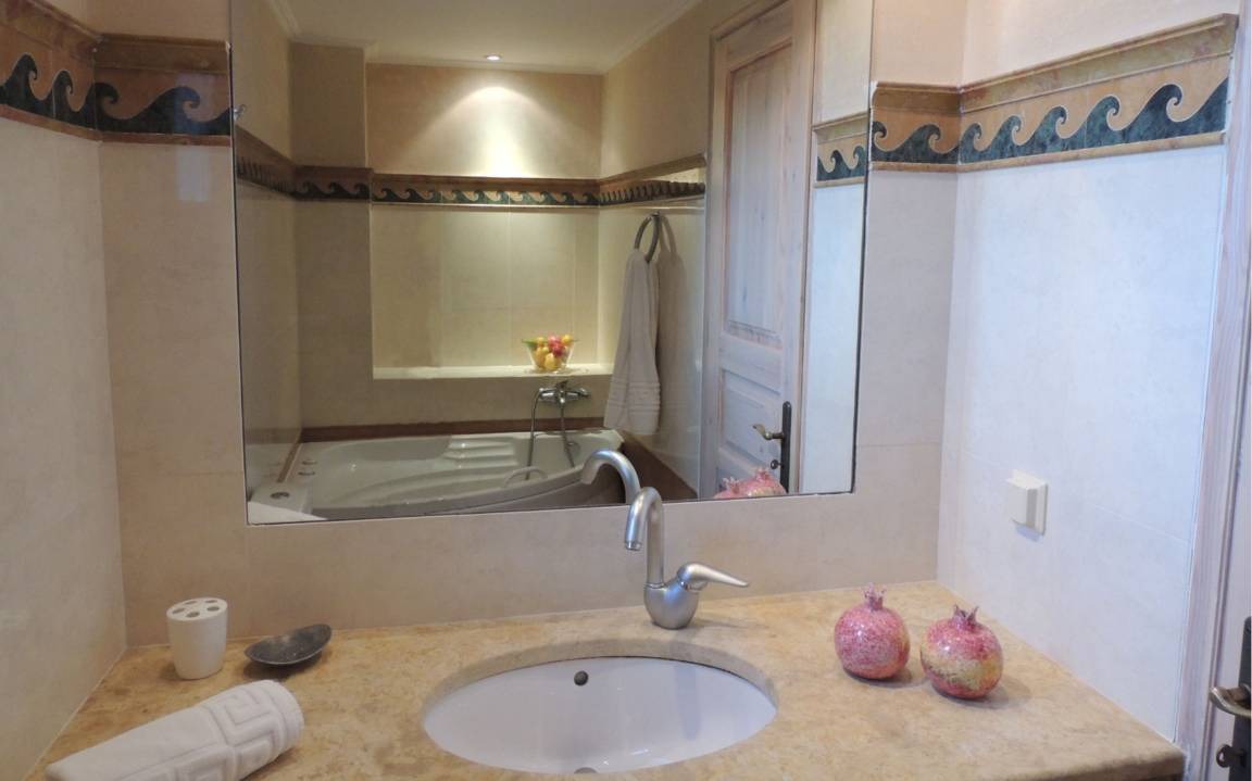 Photo of Bathroom in Katouna
