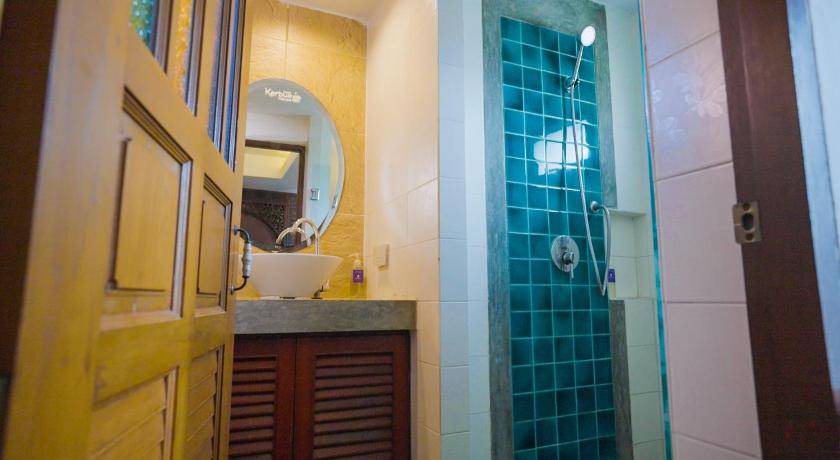 Photo of Bathroom in Talat Yot