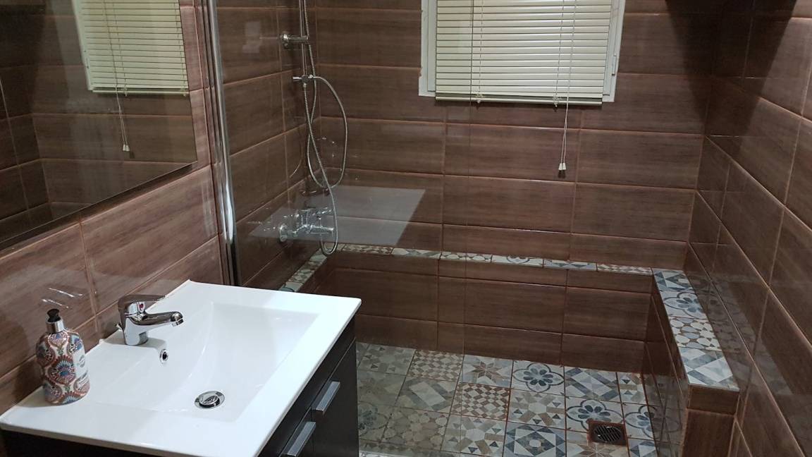 Photo of Bathroom in Kypseli