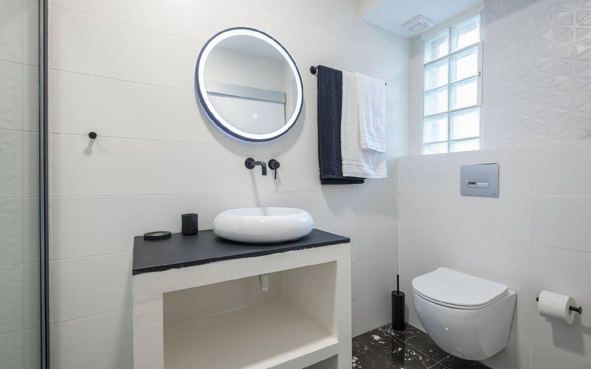 Photo of Bathroom in Kypseli
