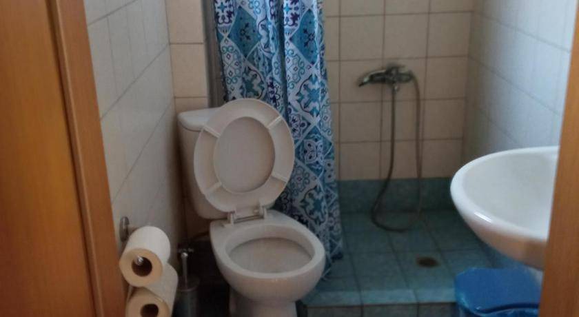 Photo of Bathroom in Begoulaki