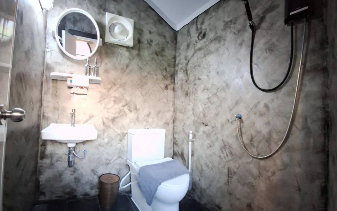 Photo of Bathroom in Kaeng Sian
