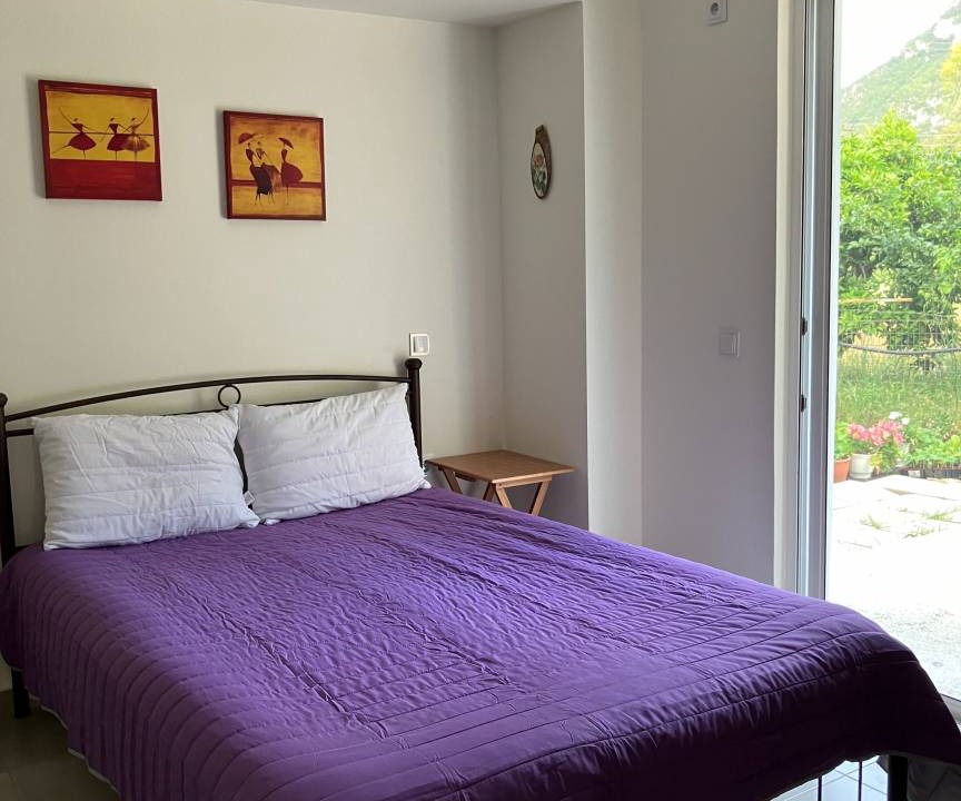 Photo of Bedroom in Kamena Vourla
