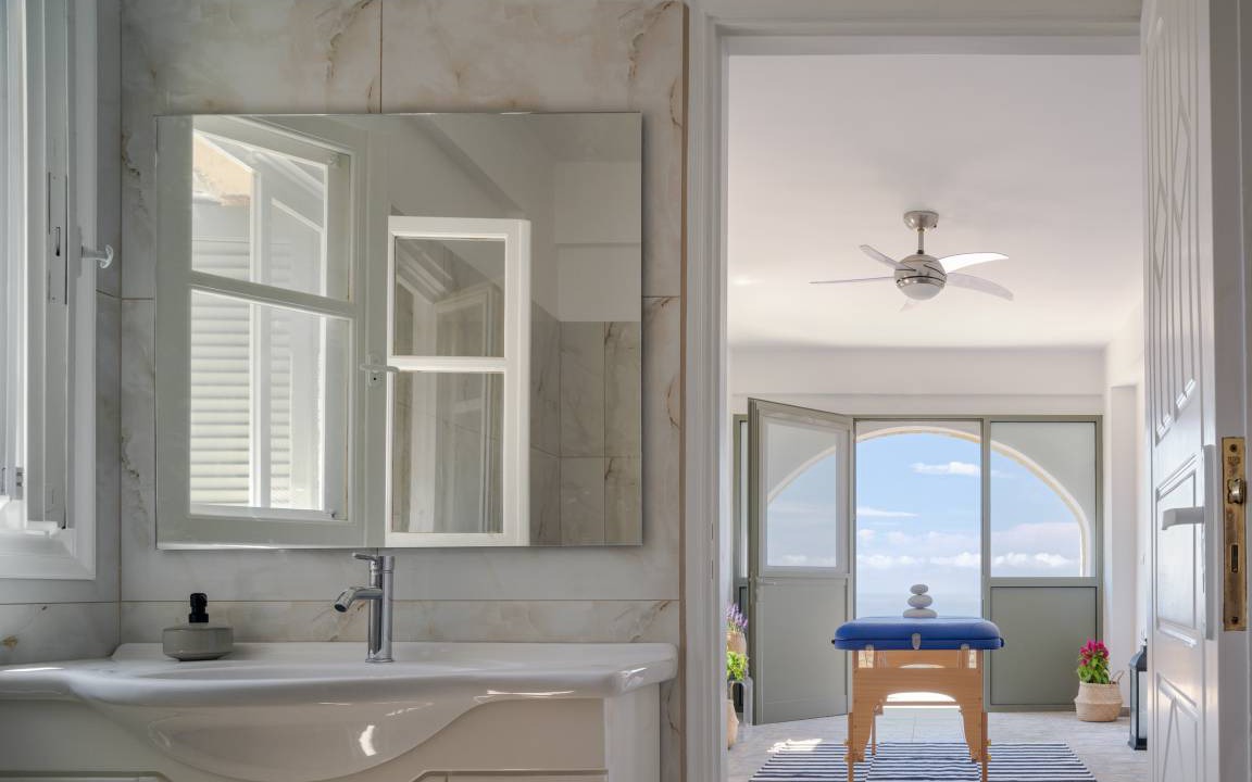 Photo of Bathroom in Alika