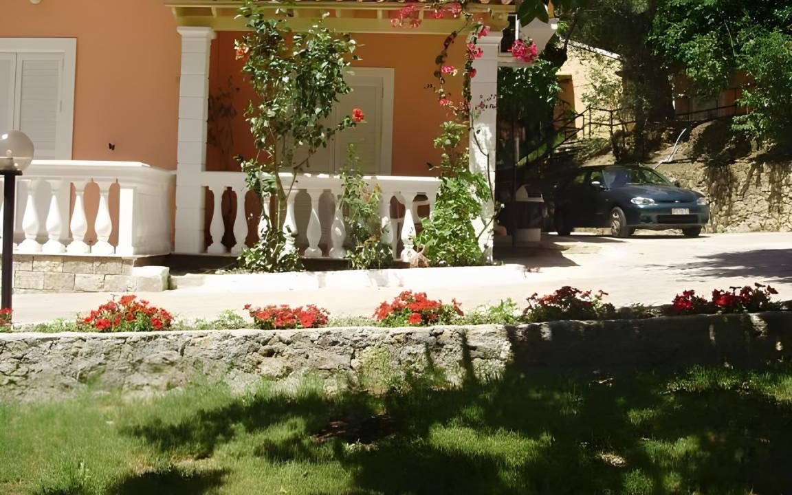 Photo of Others in Perama