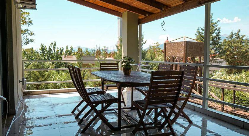 Photo of Patio Balcony in Chiliadou