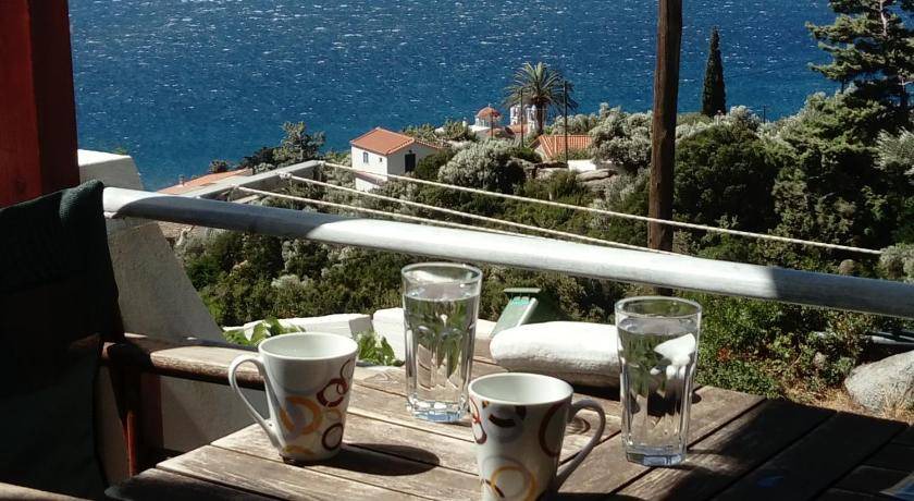 Photo of Patio Balcony in Armenistis