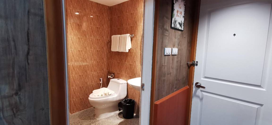 Photo of Bathroom in Phlabphla
