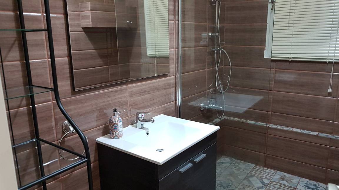 Photo of Bathroom in Kypseli