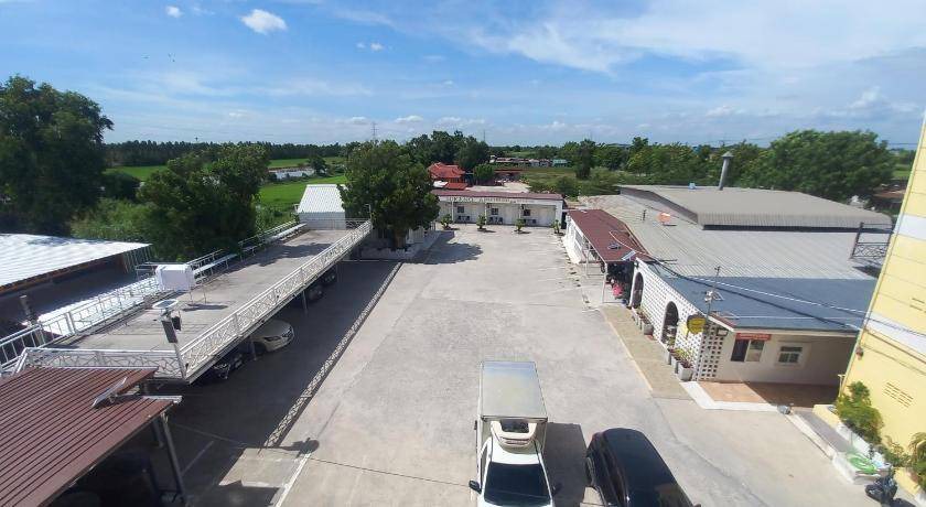 Photo of Others in Lat Lum Kaeo