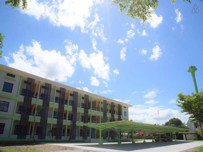 Photo of Buildings in Pak Phraek