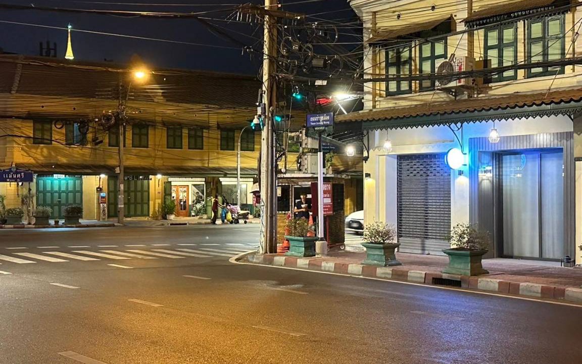 Photo of Others in Pom Prap Sattru Phai