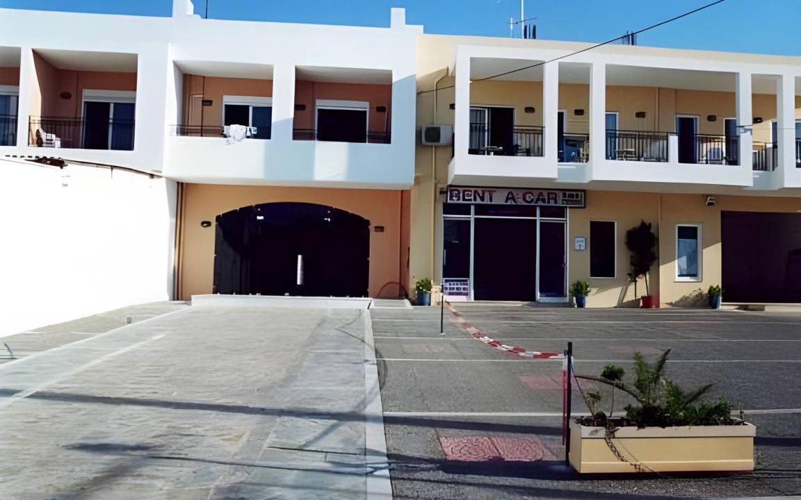 Photo of Others in Adelianos Kampos